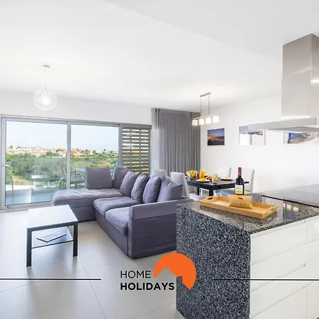 #090 Correeira By Holidays Apartman *